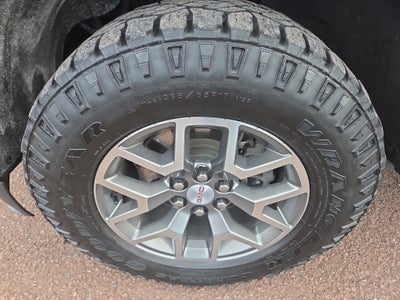 2022 GMC Canyon 4WD AT4 w/Leather