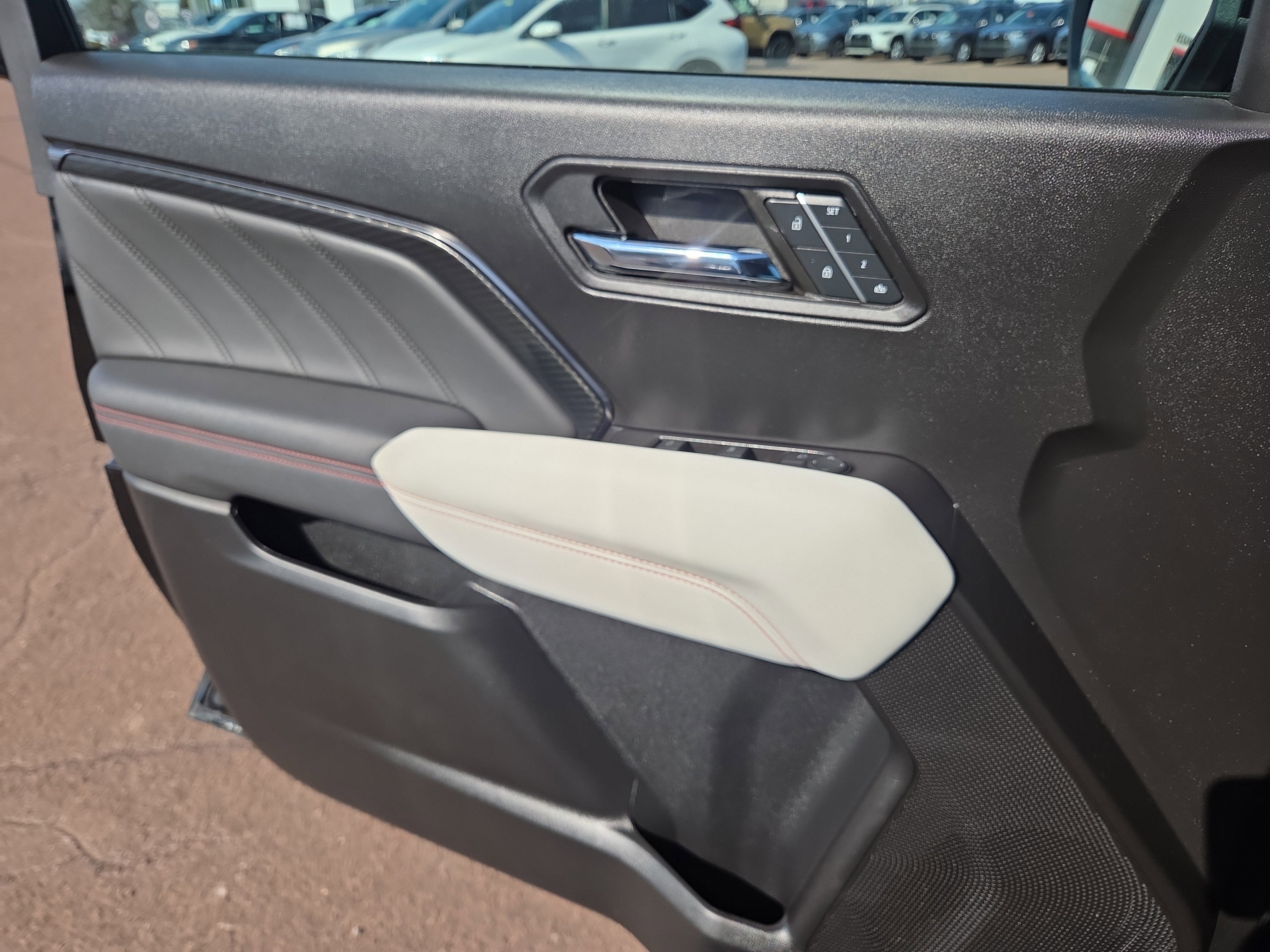 2024 GMC Canyon 4WD AT4X