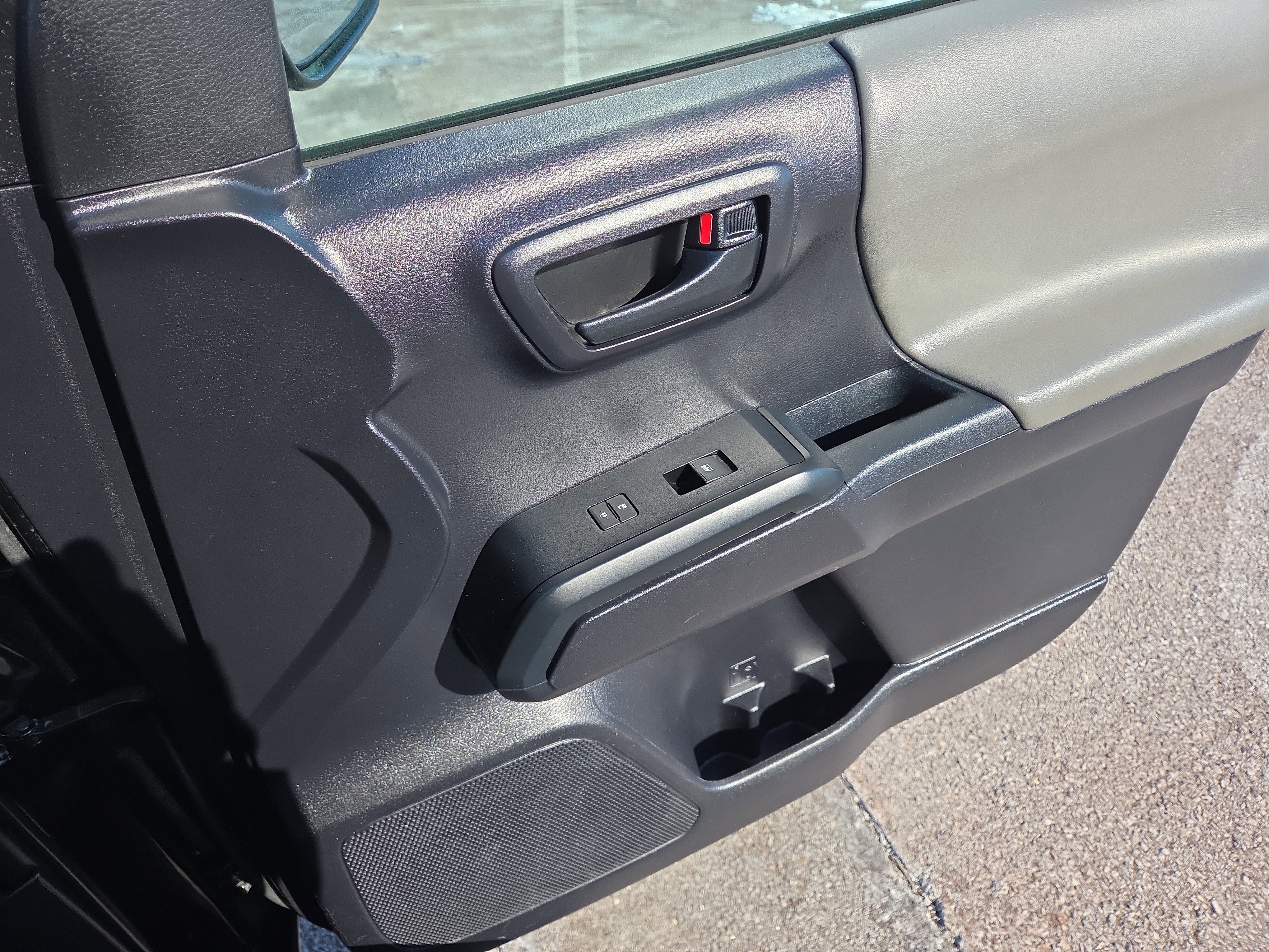 2020 Toyota Tacoma SR