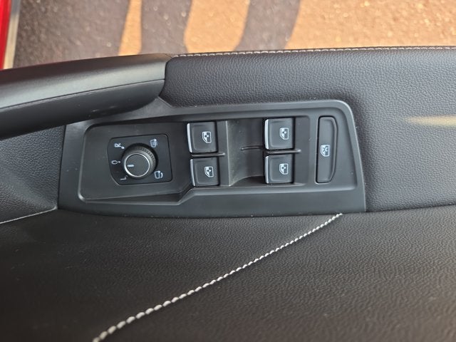 2024 Volkswagen Tiguan SEL R-Line