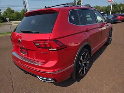 2024 Volkswagen Tiguan SEL R-Line