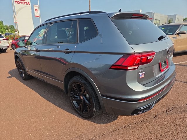 2024 Volkswagen Tiguan SE R-Line Black