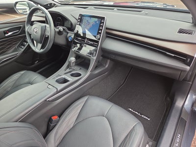2022 Toyota Avalon Hybrid Limited