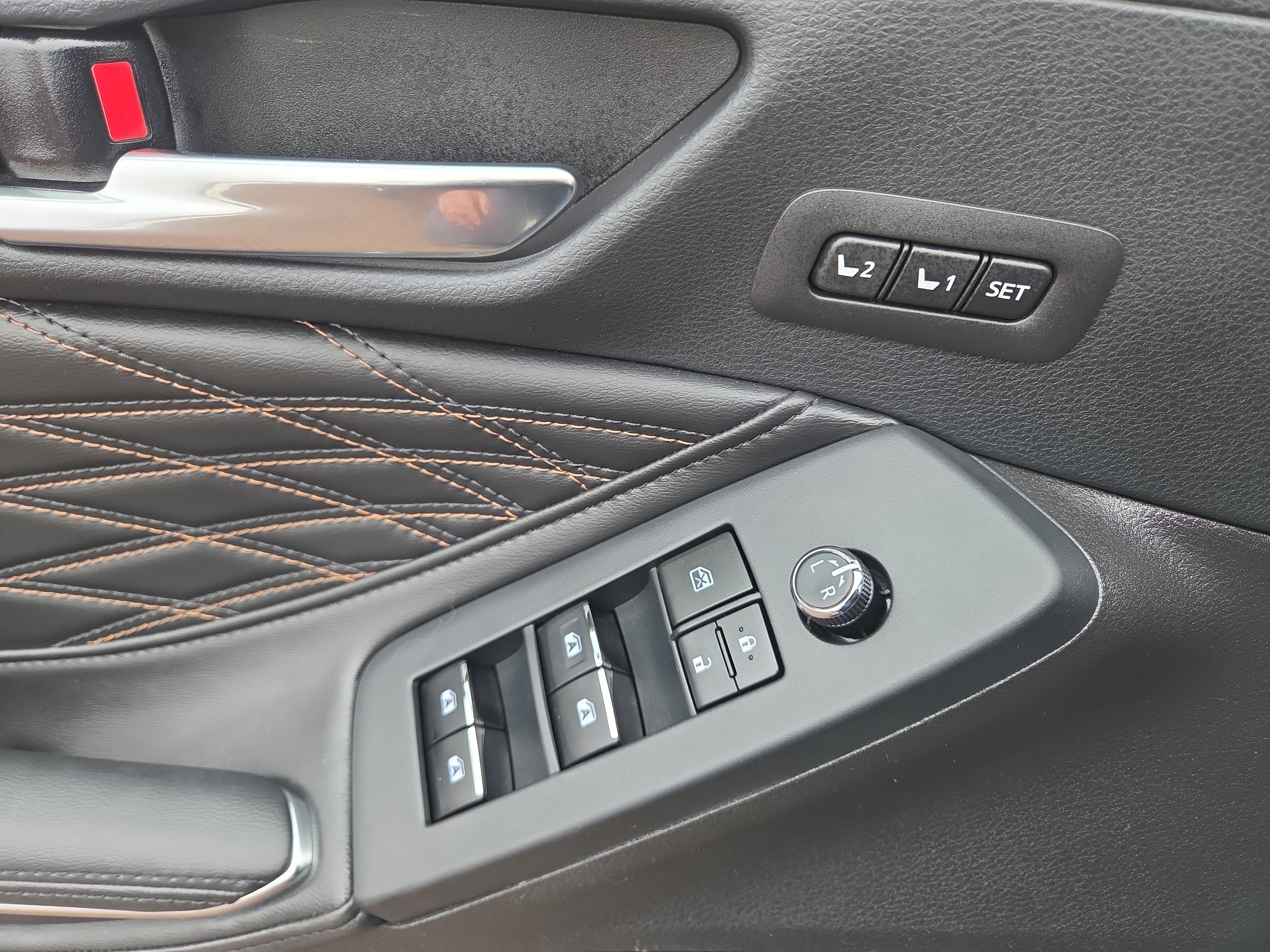 2022 Toyota Avalon Hybrid Limited