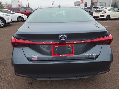 2022 Toyota Avalon Hybrid Limited