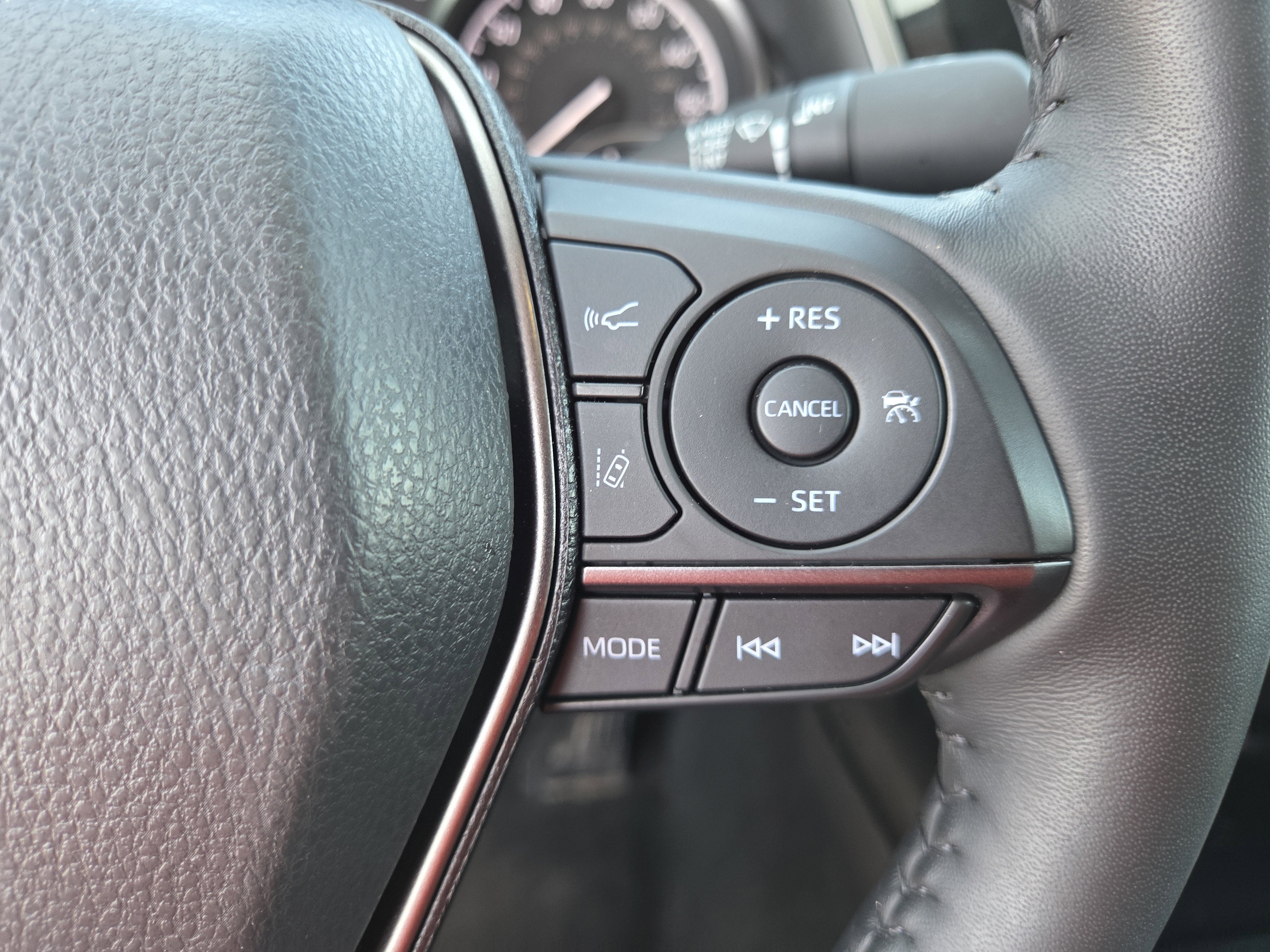 2024 Toyota Camry Hybrid XSE