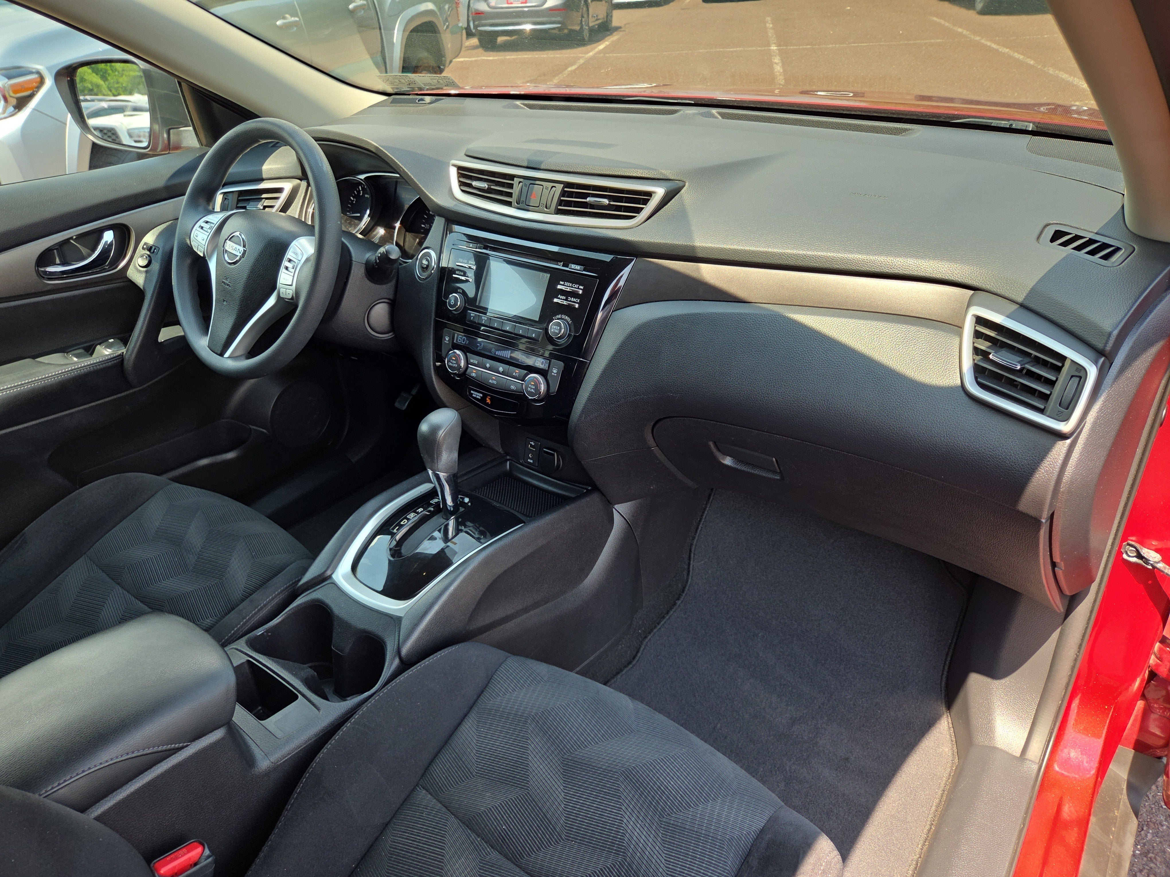 2015 Nissan Rogue SV
