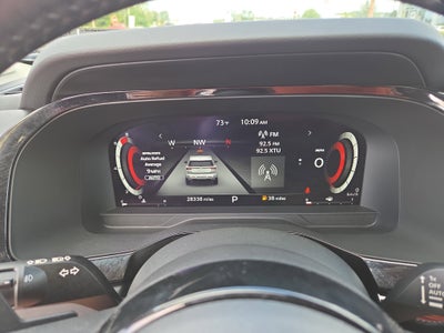 2023 Nissan Pathfinder Platinum