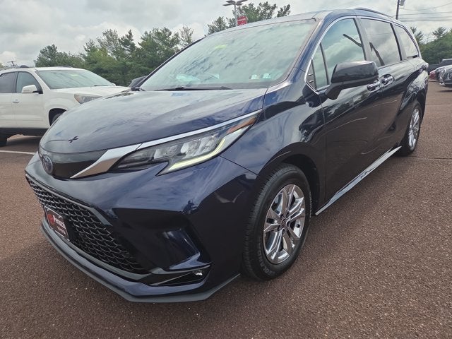 2023 Toyota Sienna XSE