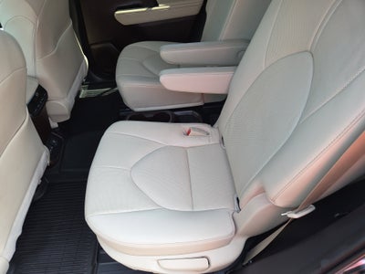 2022 Toyota Highlander Limited