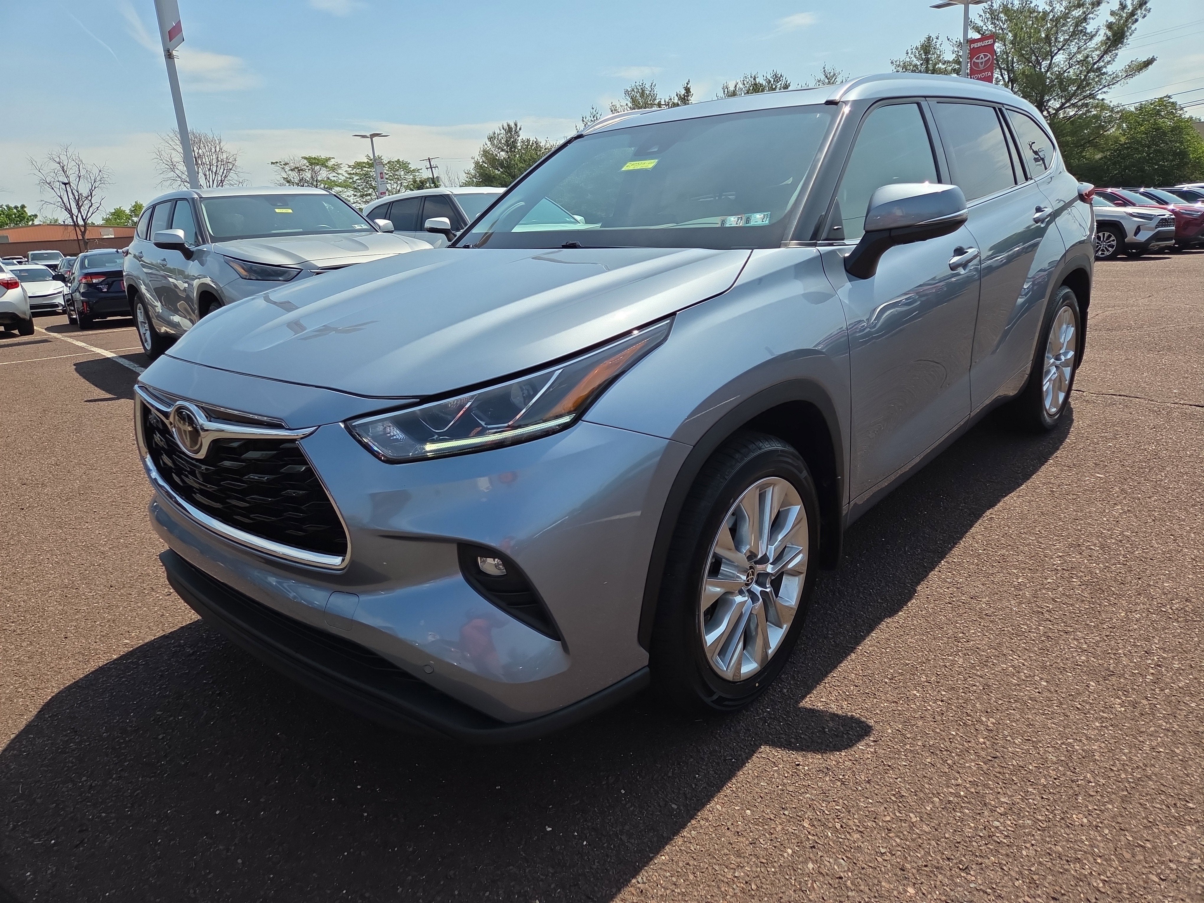 2022 Toyota Highlander Limited