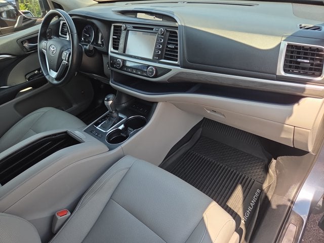 2019 Toyota Highlander Limited Platinum