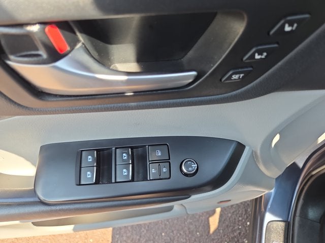 2019 Toyota Highlander Limited Platinum