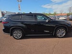 2023 Toyota Highlander Hybrid Platinum
