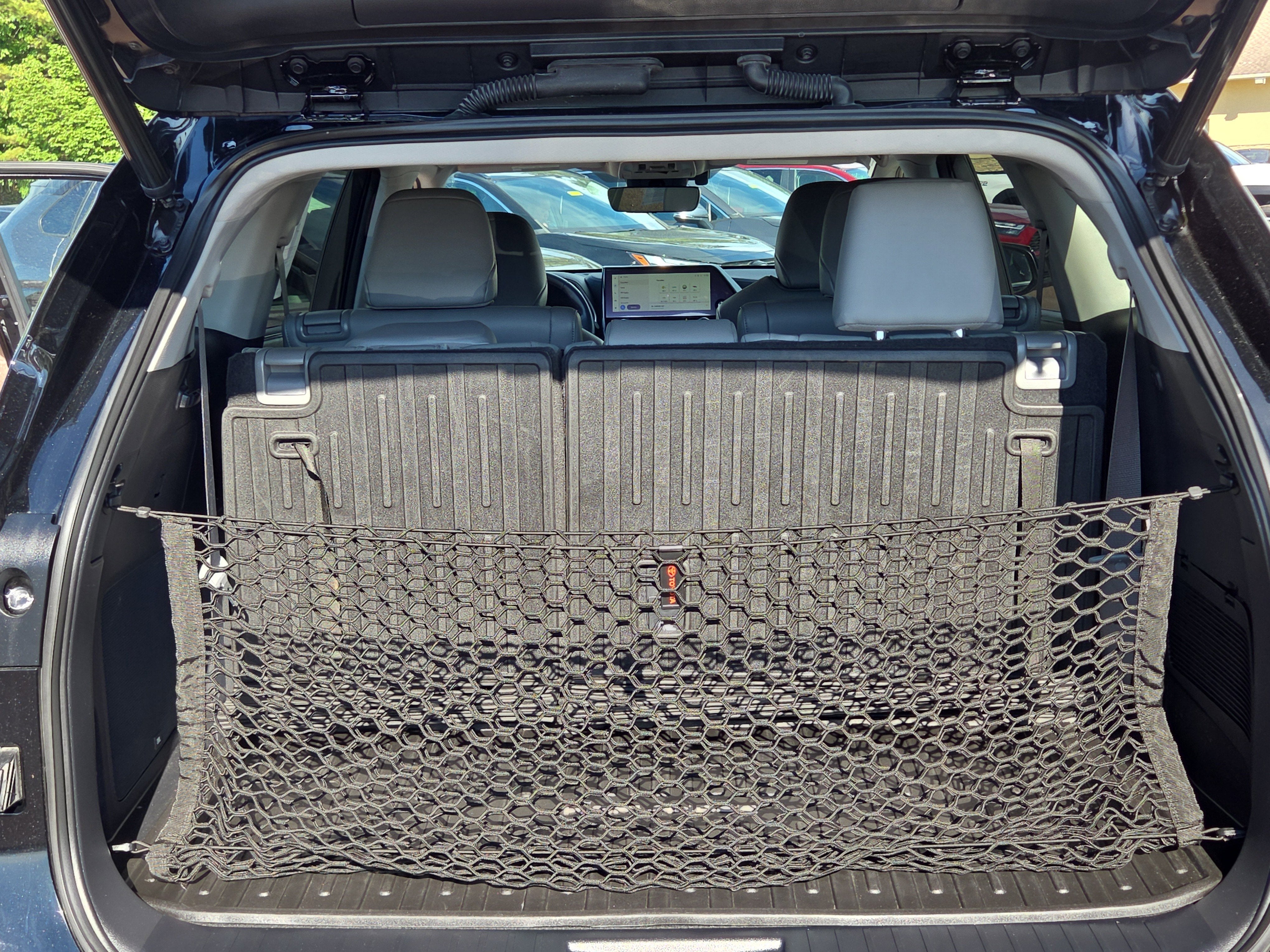 2023 Toyota Highlander Hybrid Platinum
