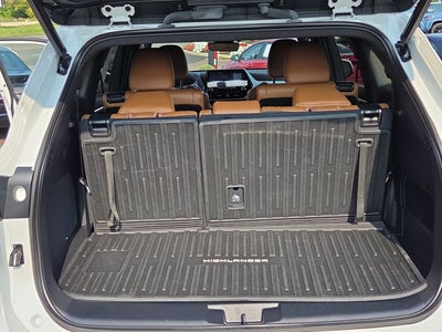 2022 Toyota Highlander Platinum