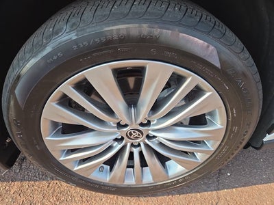 2022 Toyota Highlander Platinum