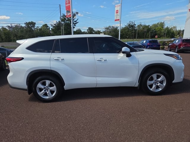 2023 Toyota Highlander LE