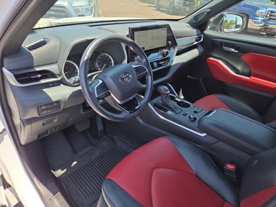 2023 Toyota Highlander XSE