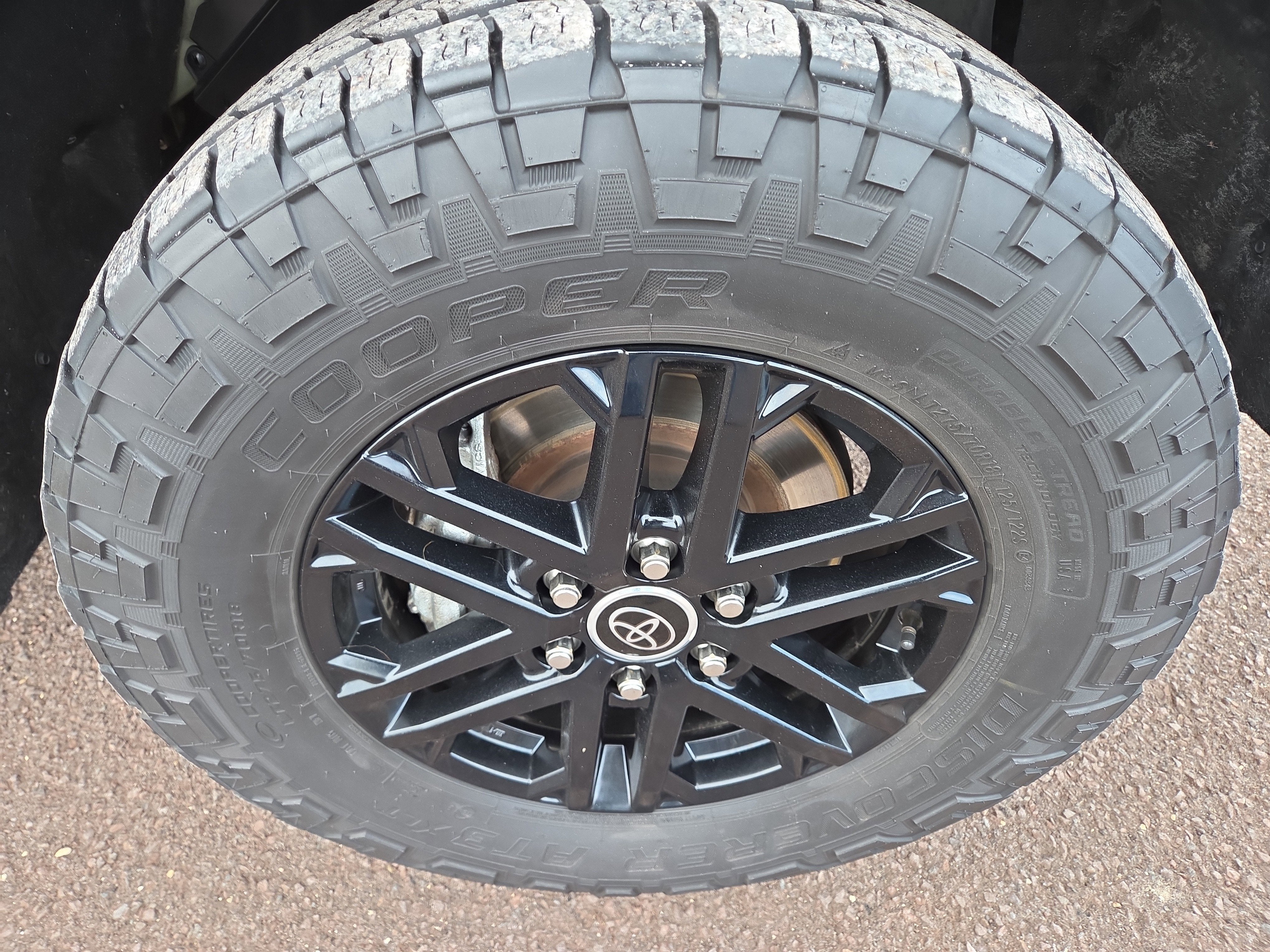 2022 Toyota Tundra SR5