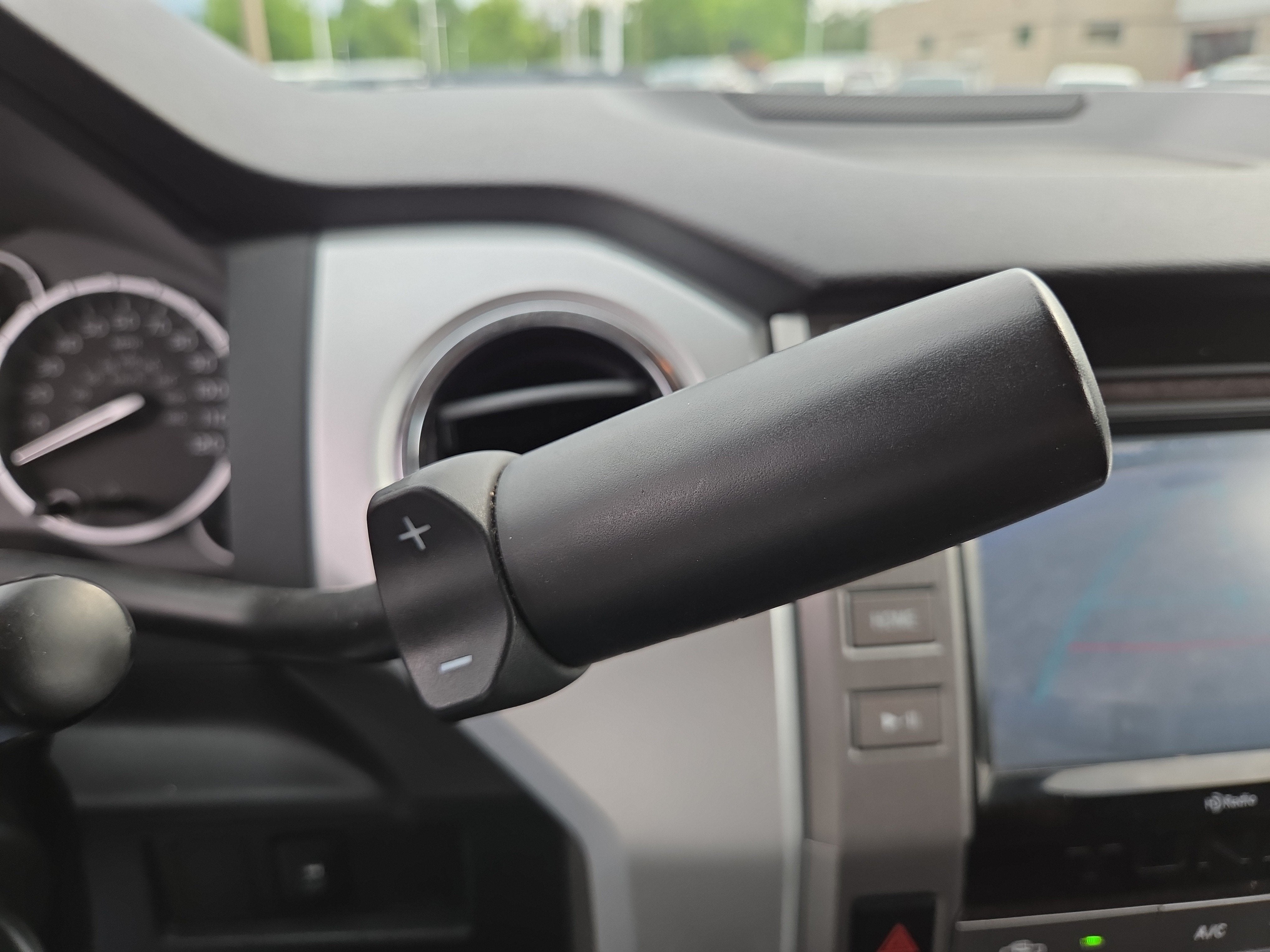2014 Toyota Tundra SR5