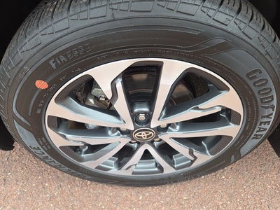2024 Toyota Corolla Cross XLE