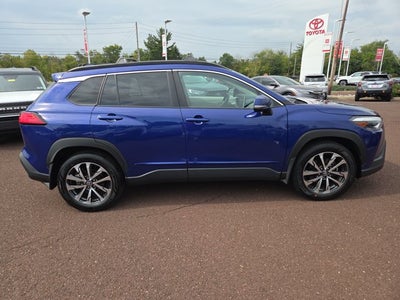 2024 Toyota Corolla Cross XLE