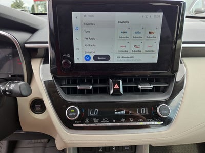 2024 Toyota Corolla Cross XLE