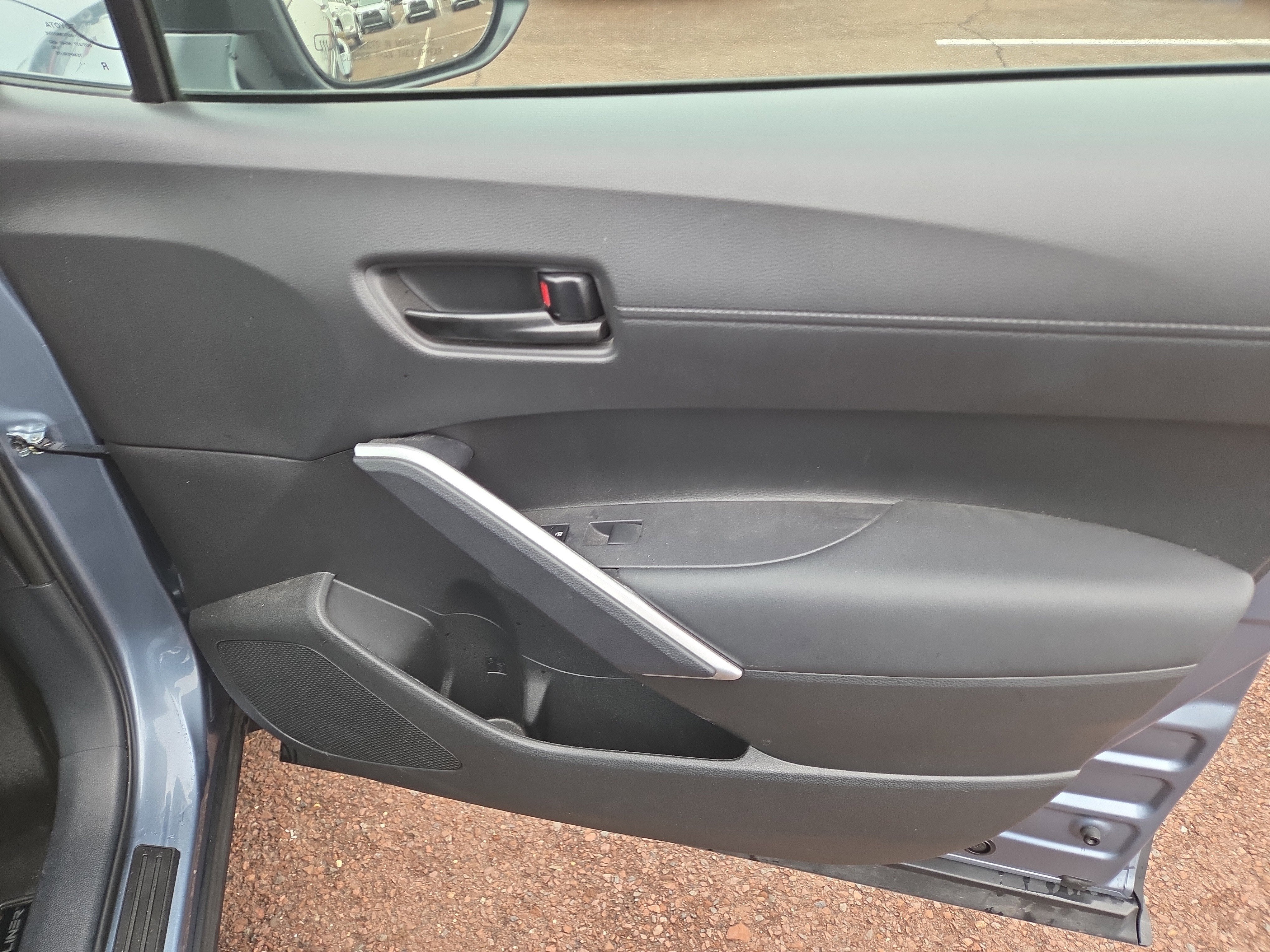 2023 Toyota Corolla Cross Hybrid SE