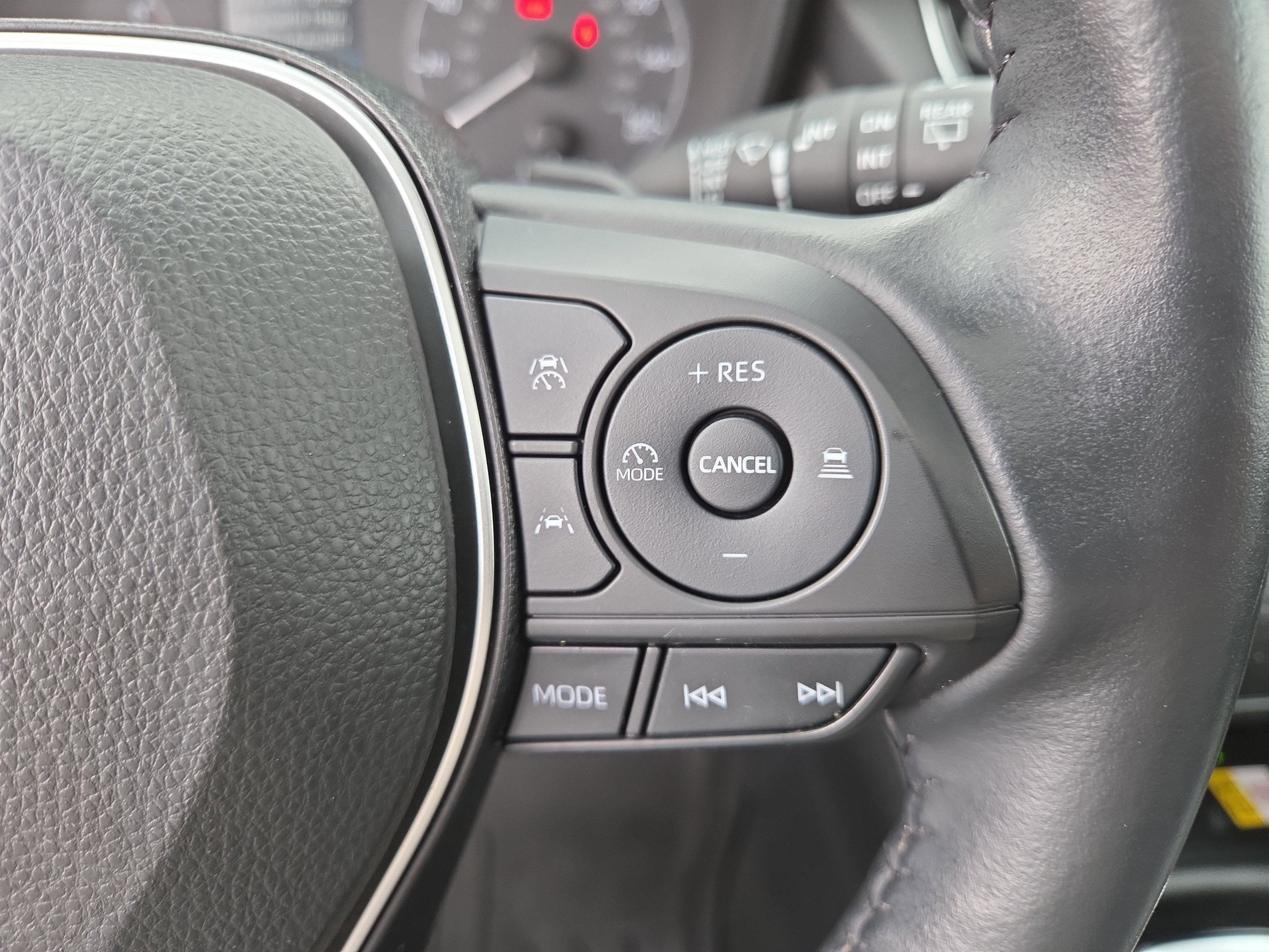 2023 Toyota Corolla Cross Hybrid SE