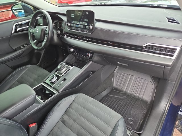 2024 Mitsubishi Outlander SE Black Edition