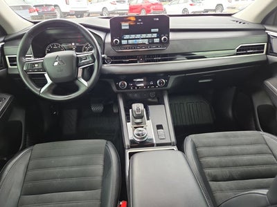 2024 Mitsubishi Outlander SE Black Edition