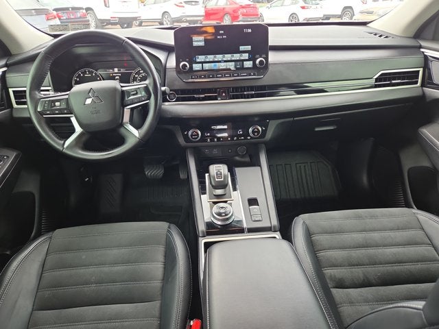2024 Mitsubishi Outlander SE Black Edition