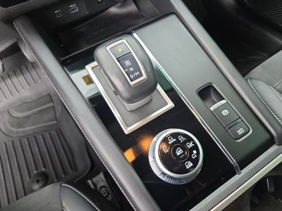 2024 Mitsubishi Outlander SE Black Edition