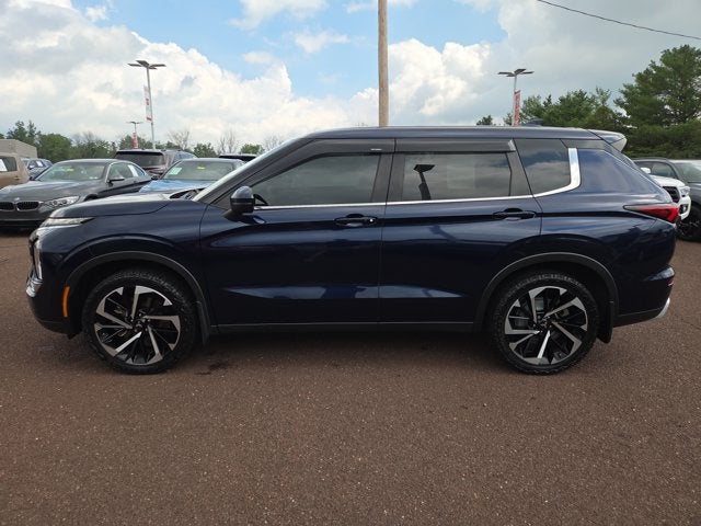 2024 Mitsubishi Outlander SE Black Edition