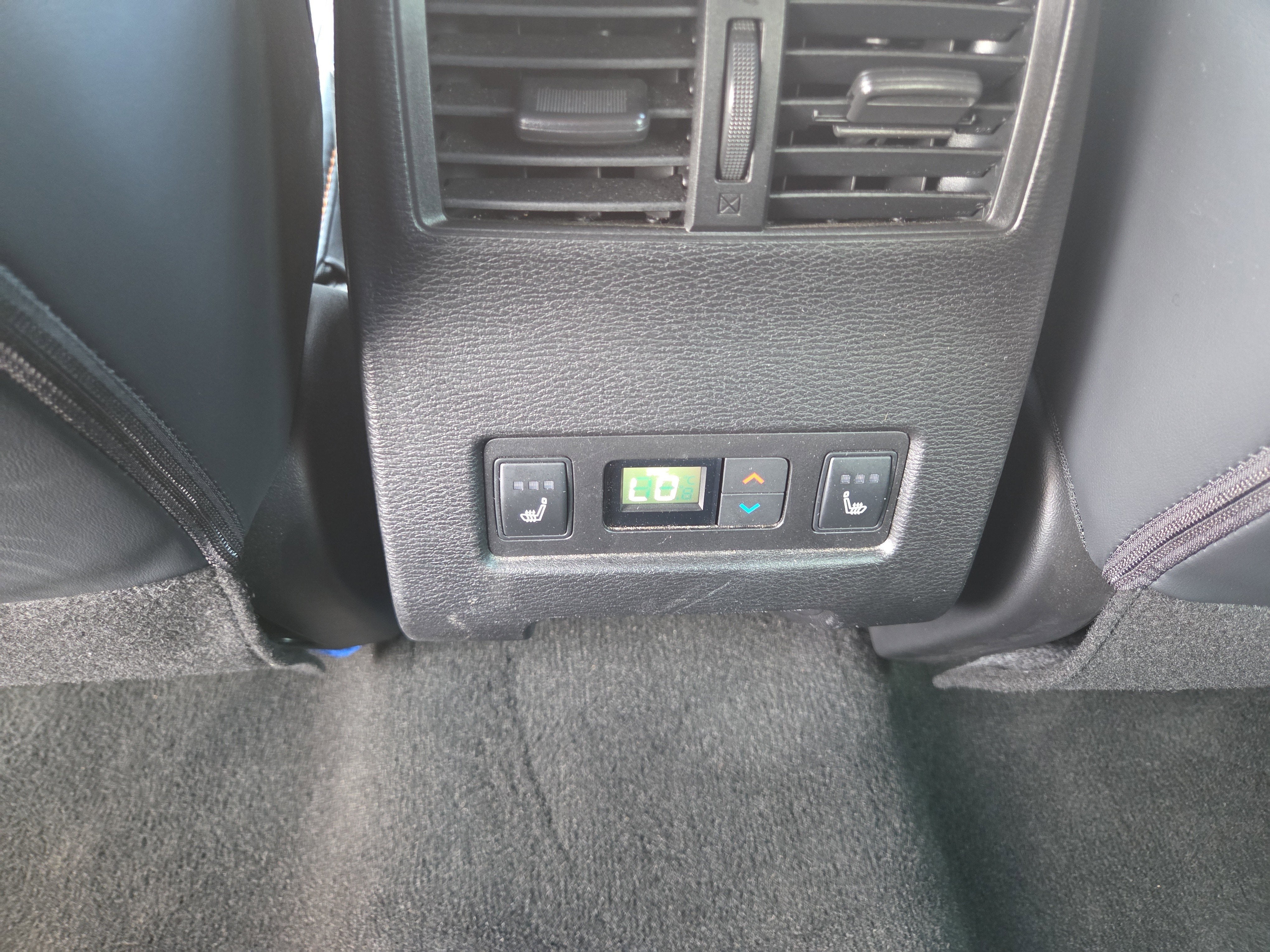 2023 Mitsubishi Outlander PHEV SEL