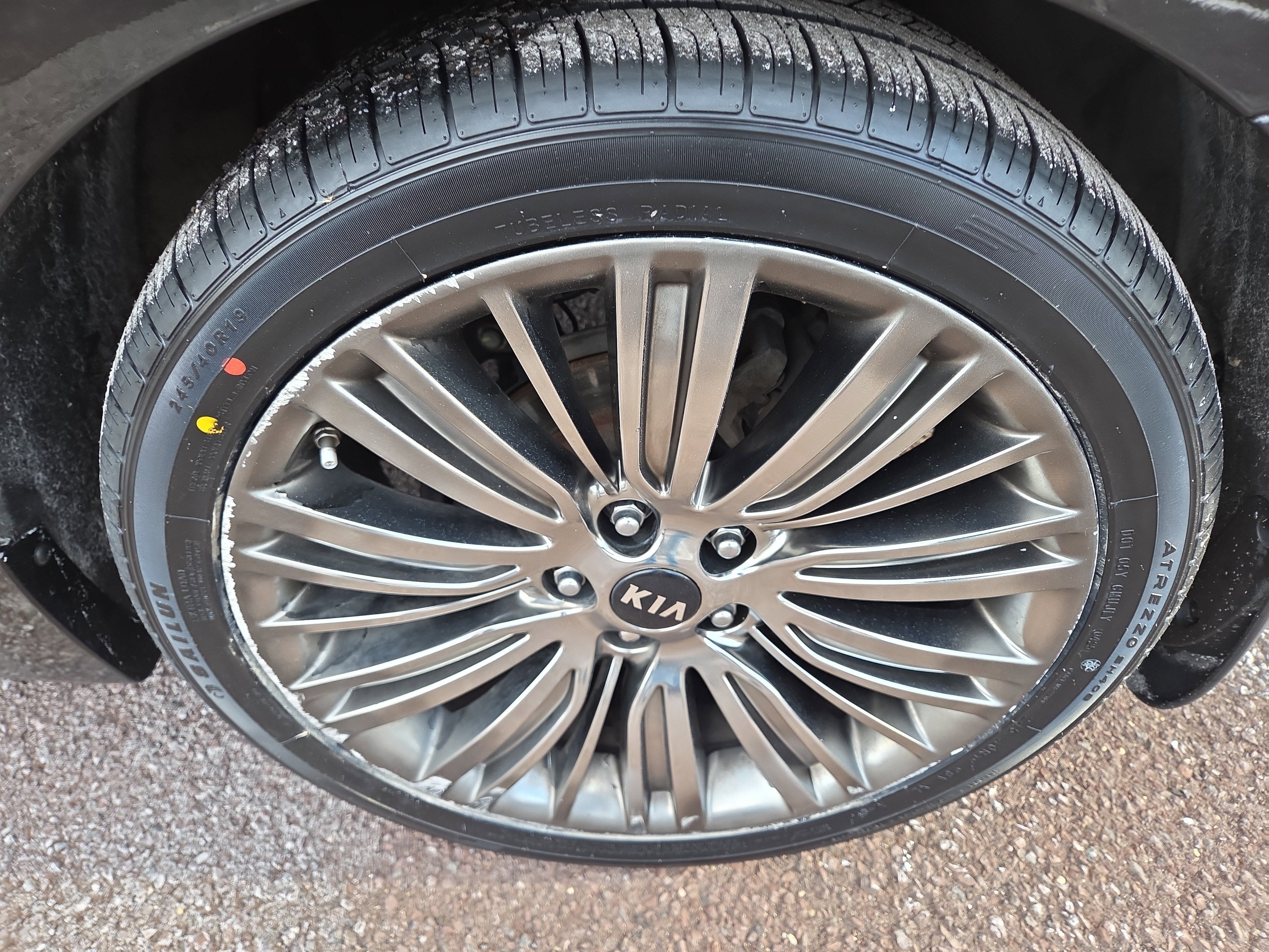 2014 Kia Cadenza Limited