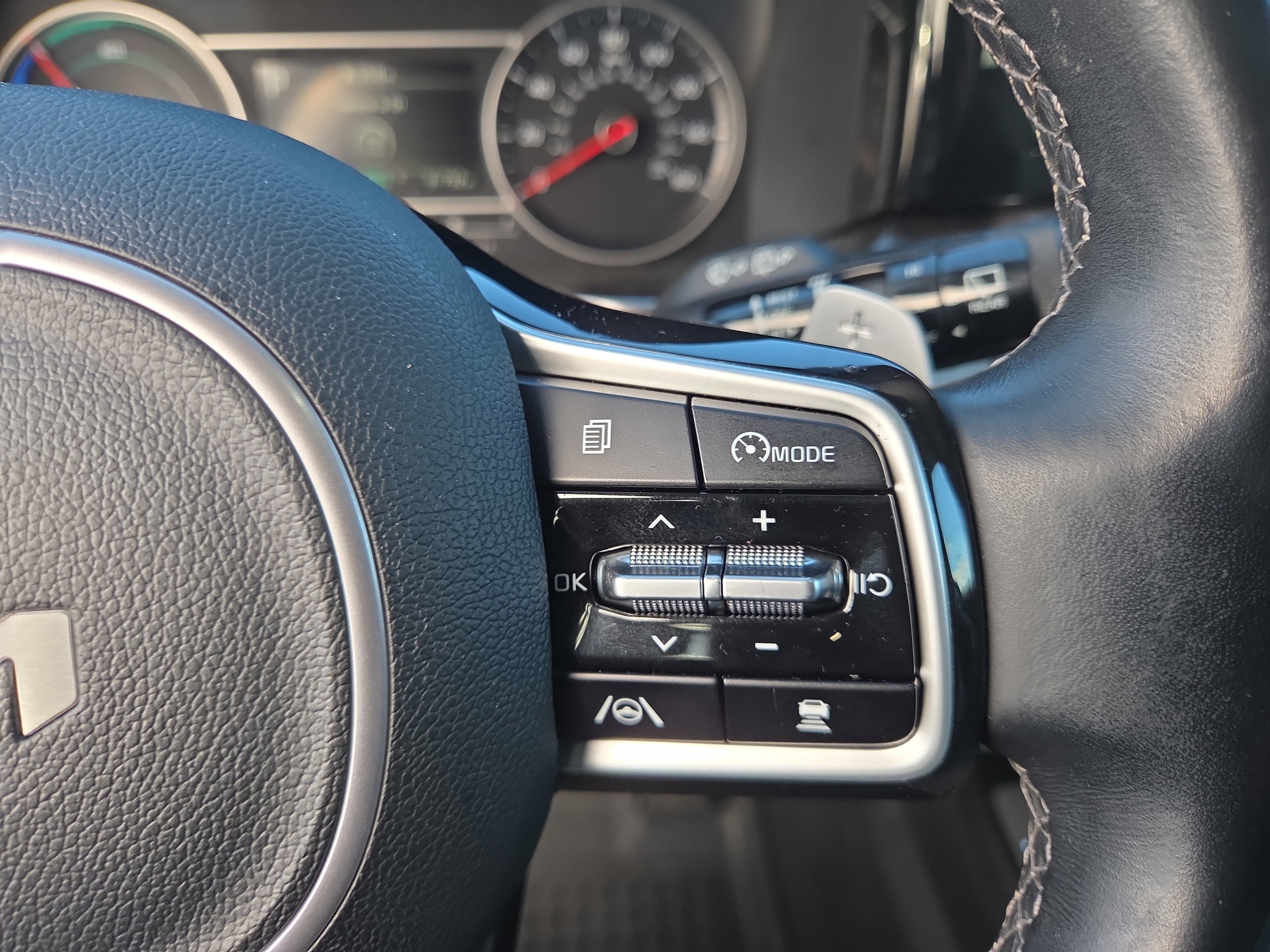 2022 Kia Sorento Hybrid EX