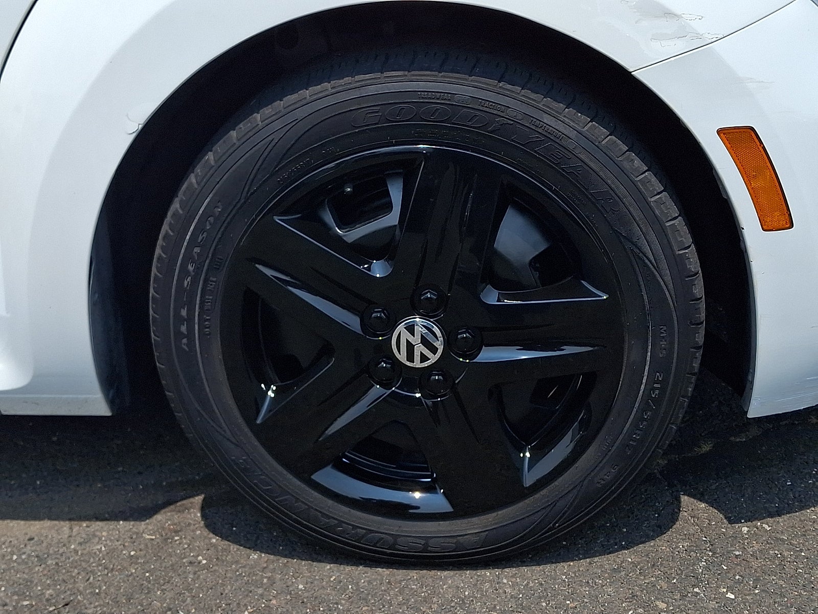 2016 Volkswagen Beetle 1.8T S