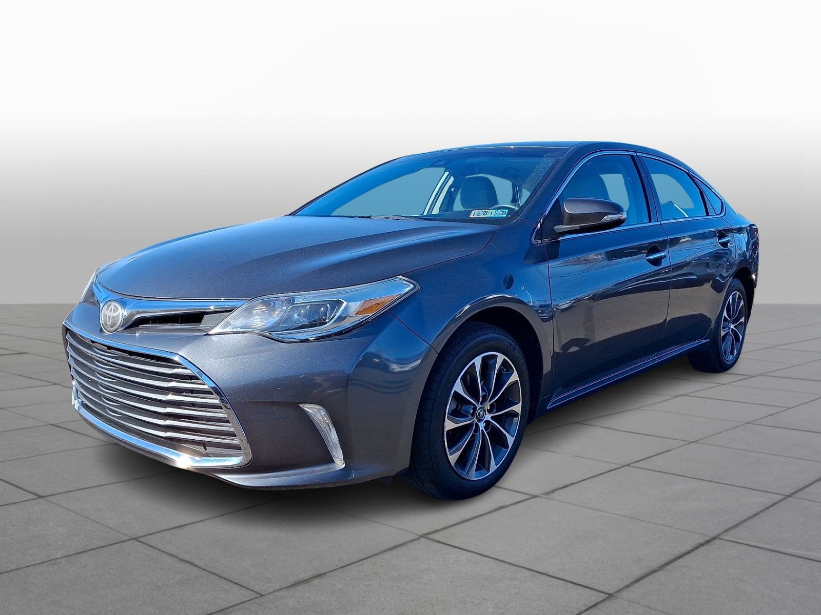 2017 Toyota Avalon XLE