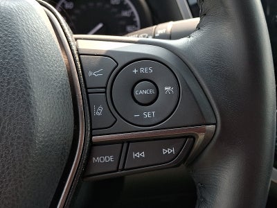 2021 Toyota Camry SE Hybrid