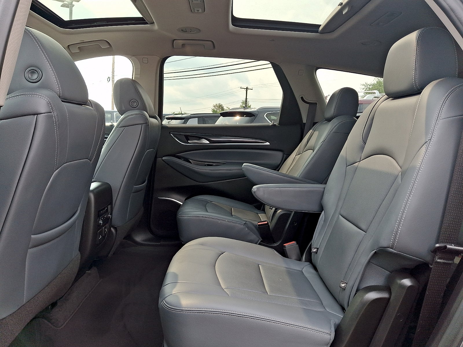 2020 Buick Enclave FWD Essence