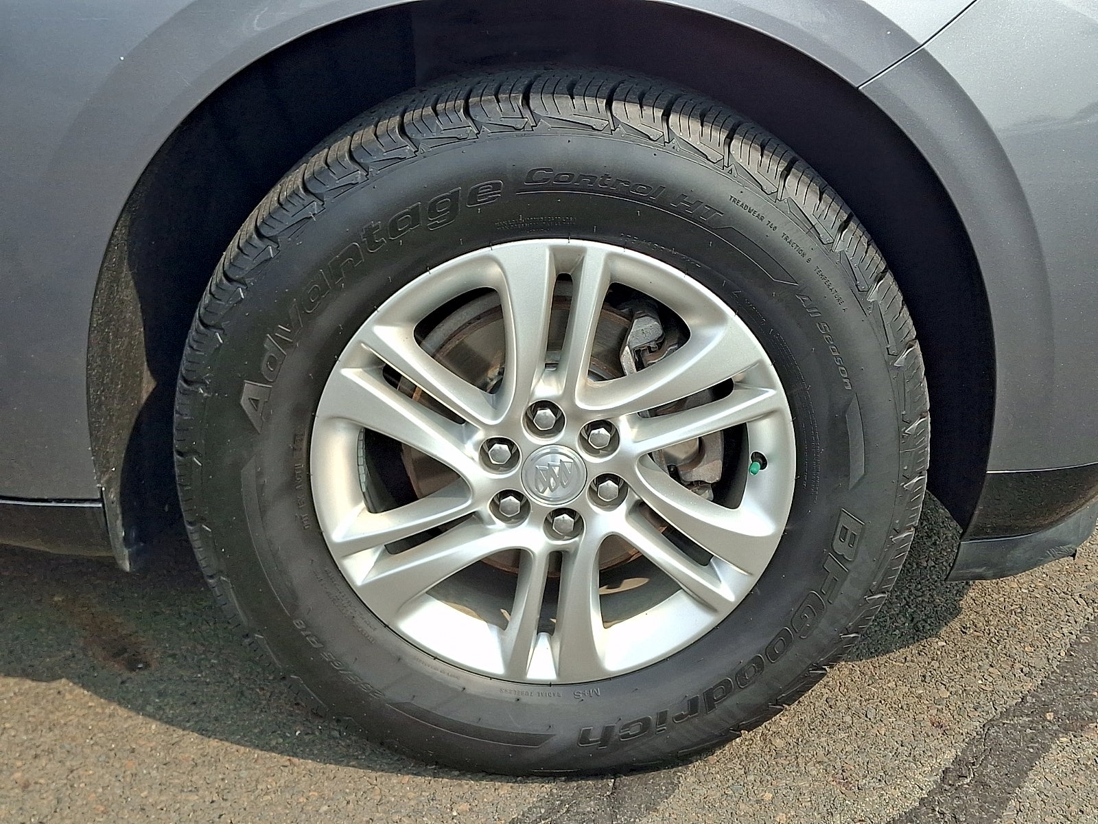 2020 Buick Enclave FWD Essence