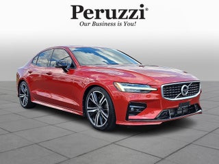 2019 Volvo S60 T6 R-Design
