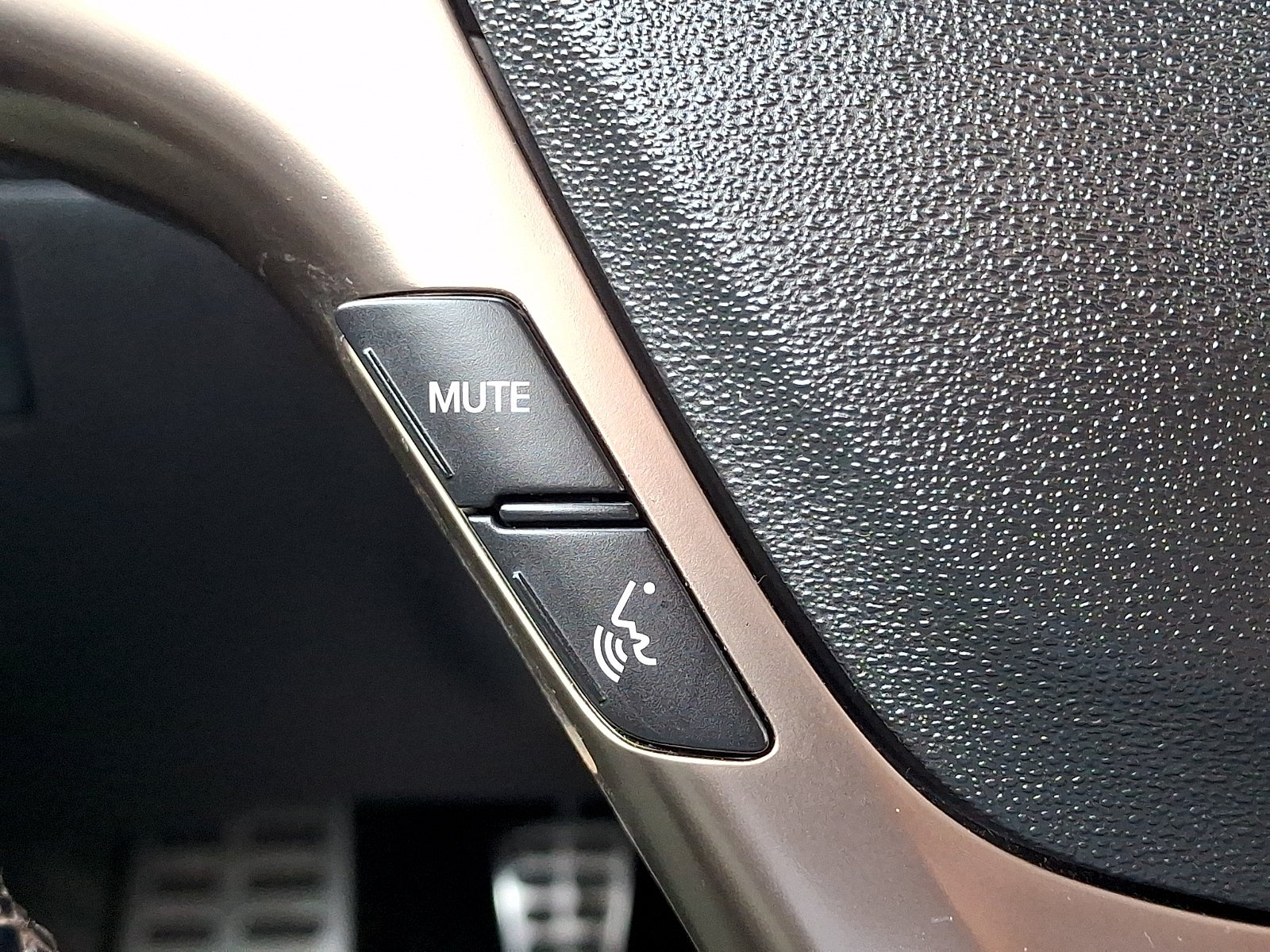 2013 Hyundai Genesis Coupe 3.8 Track