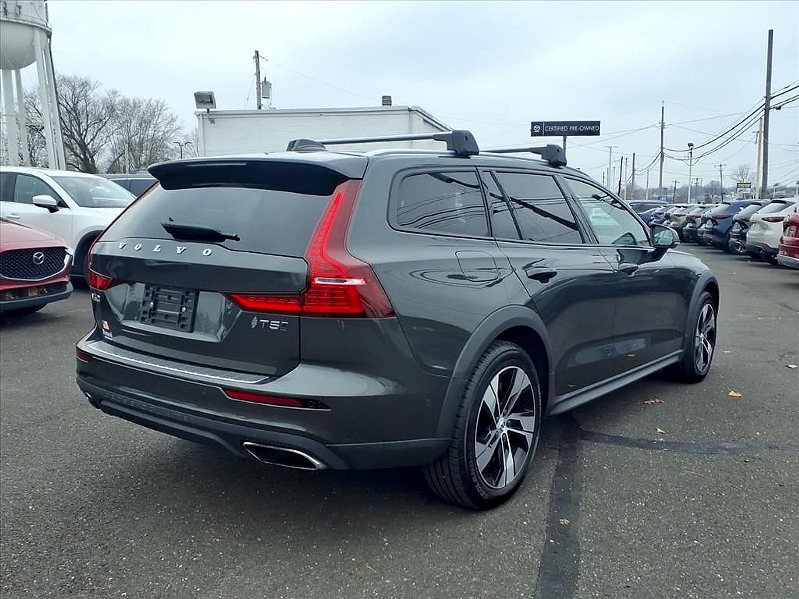 2021 Volvo V60 Cross Country T5