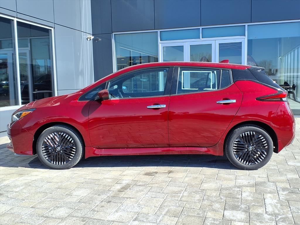 2024 Nissan LEAF SV PLUS