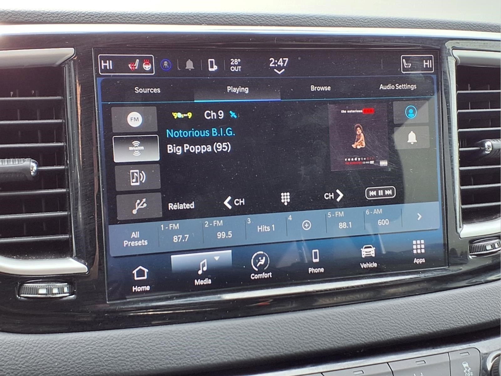 2023 Chrysler Pacifica Touring L