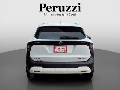 2025 Nissan Kicks SR