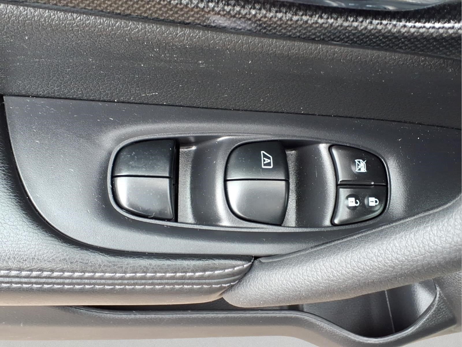 2014 Nissan Rogue SL